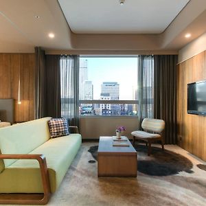 Marvelous King Room